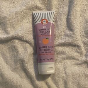 First Aid Beauty KP Bump Eraser Body Scrub - Purple and White